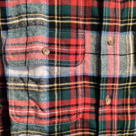 Old Navy flannel shirt plaid white green red winter warm Christmas Large NWT - Picture 3 of 11